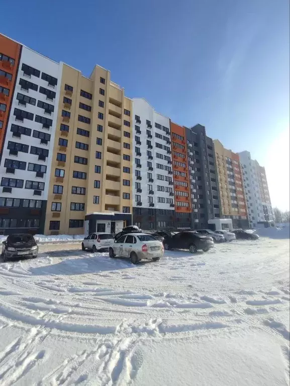 2-к кв. Саратовская область, Энгельс Новобазарная ул., 4 (57.4 м) - Фото 2