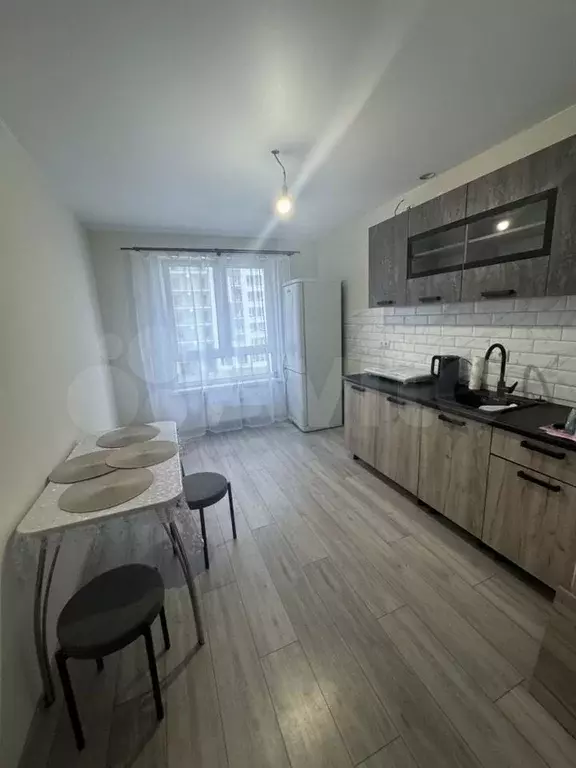 2-к. квартира, 65 м, 3/21 эт. - Фото 0