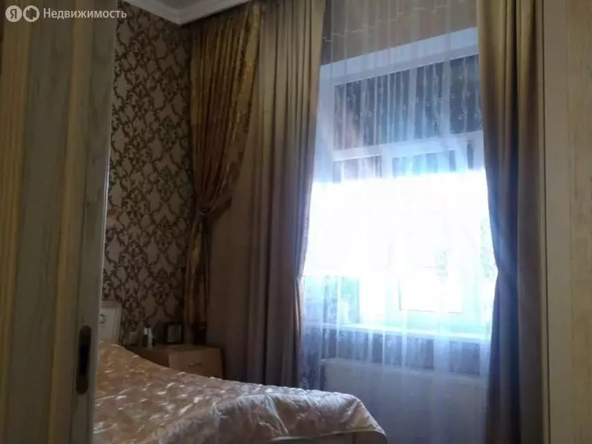 3-комнатная квартира: Таганрог, Петровская улица, 12 (111.2 м) - Фото 0