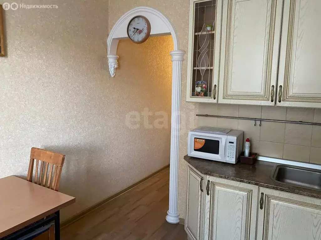 2-комнатная квартира: Тюмень, улица Мельникайте, 132 (50 м) - Фото 2