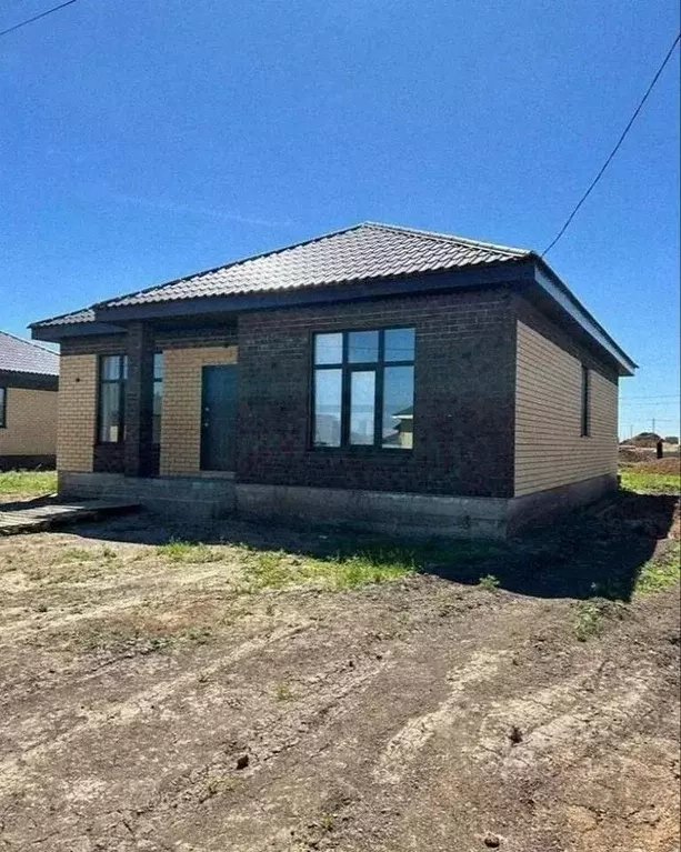 Дом в Ростовская область, Мясниковский район, Красный Крым хут.  (117 ... - Фото 1