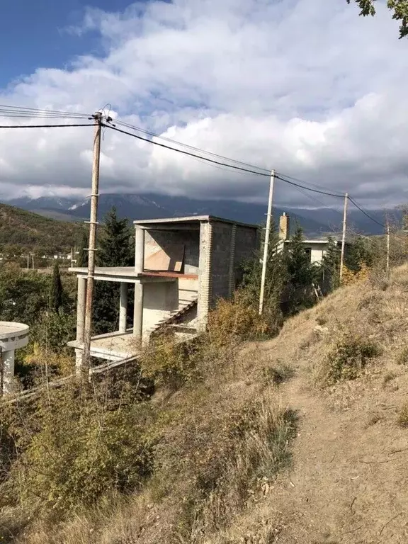 Участок в Крым, Алушта муниципальный округ, с. Солнечногорское  (9.4 ... - Фото 1