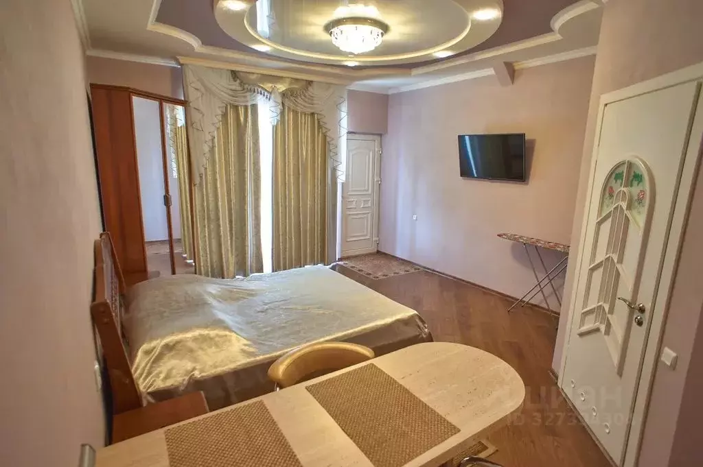 Комната Крым, Алушта ул. Карла Маркса, 64 - Фото 2