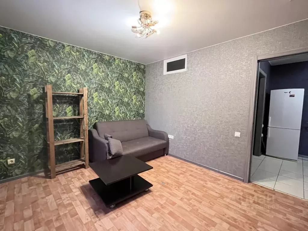 2-к кв. Омская область, Омск Светловская ул., 10 (40.1 м) - Фото 2