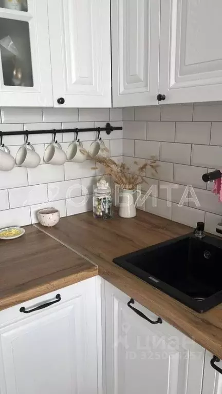 1-к кв. Тюменская область, Тюмень ул. Заполярная, 13 (50.7 м) - Фото 2