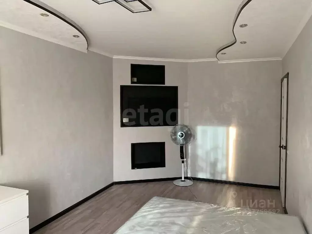 3-к кв. Ямало-Ненецкий АО, Ноябрьск Советская ул., 81/2 (66.7 м) - Фото 1