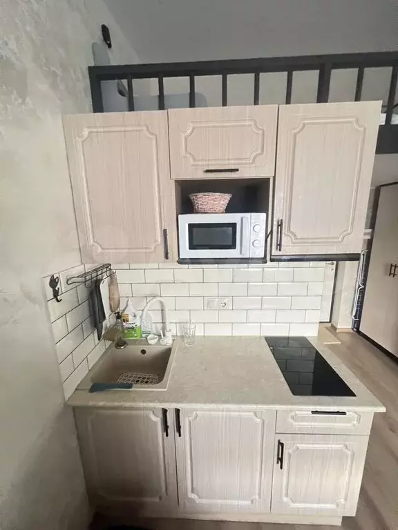 Апартаменты-студия, 19 м, 3/3 эт. - Фото 0