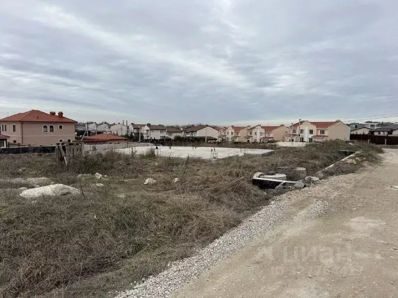 Участок в Севастополь ул. Лукомская, 93 (7.0 сот.) - Фото 2