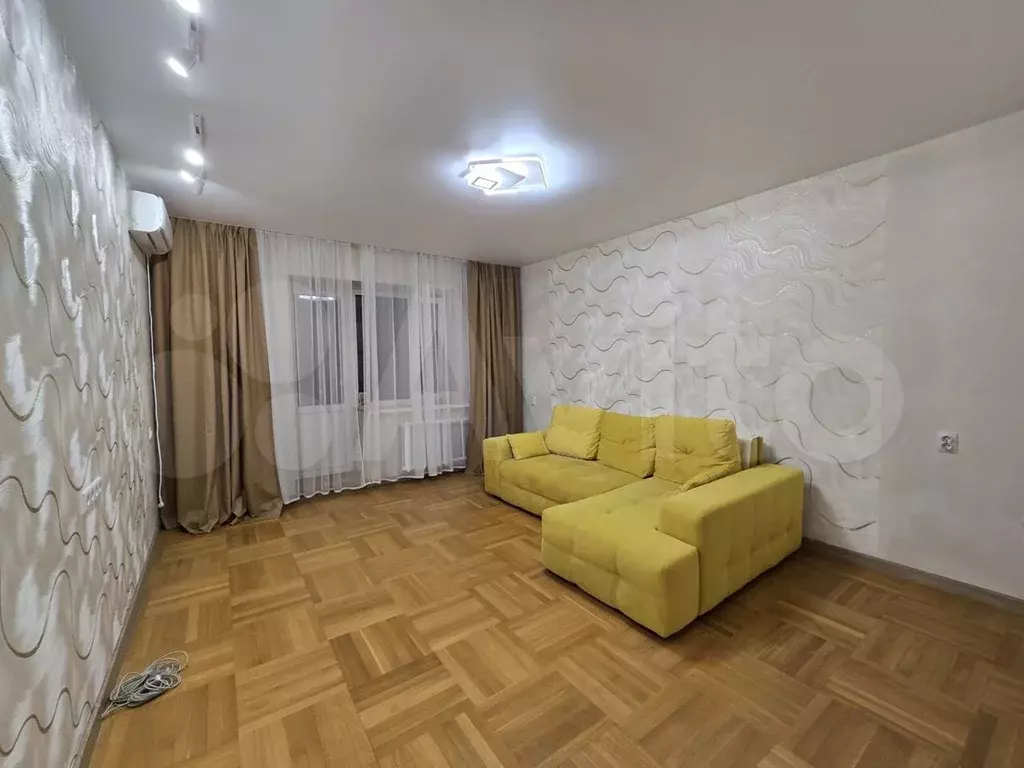 1-к. квартира, 50 м, 7/15 эт. - Фото 0