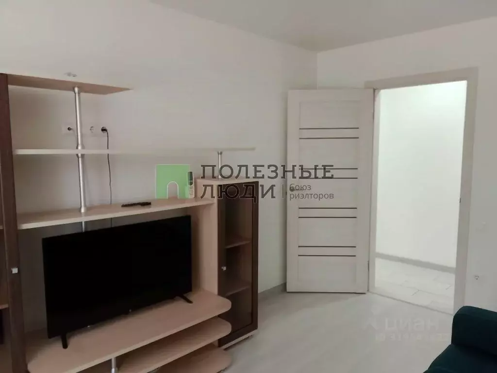 2-к кв. Краснодарский край, Новороссийск Пролетарская ул., 14 (43.0 м) - Фото 1