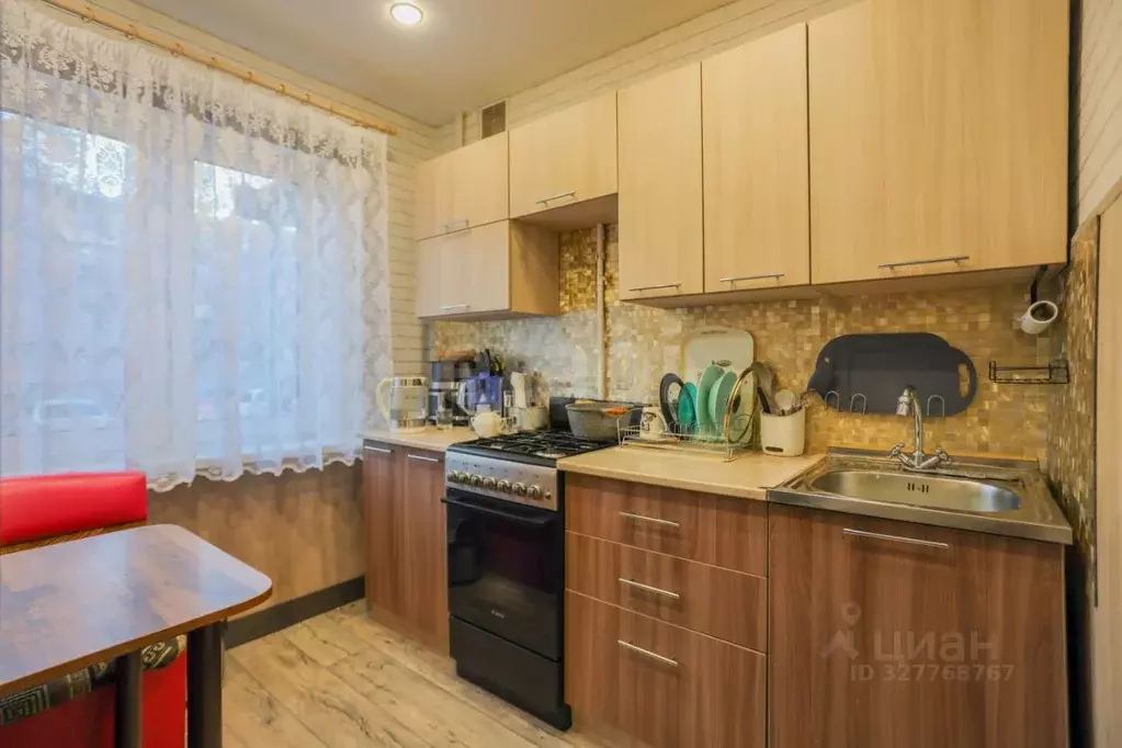 3-к кв. Иркутская область, Ангарск 6-й мкр, 11 (48.5 м) - Фото 1