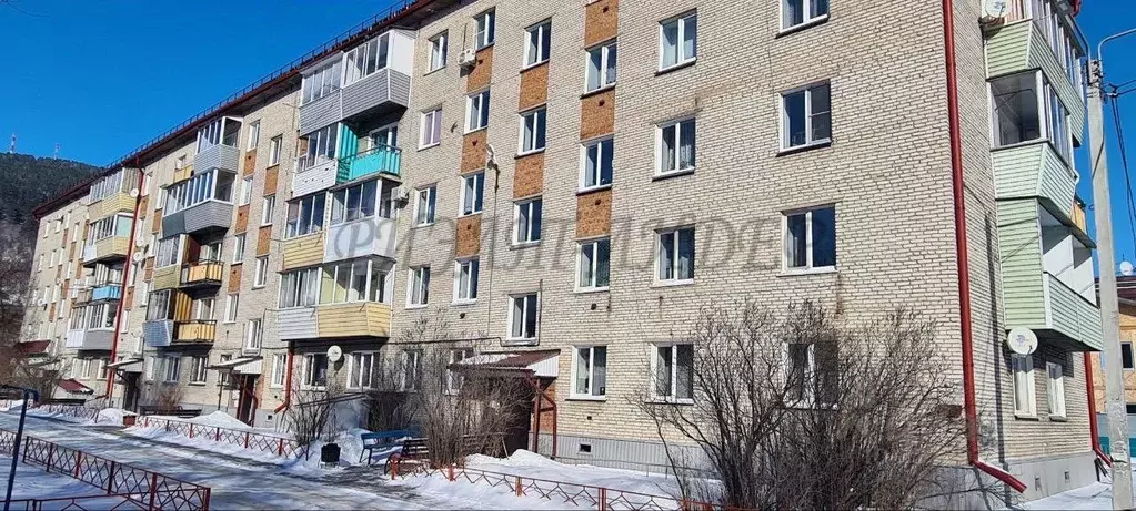 2-к кв. Алтай, Горно-Алтайск ул. Григория Чорос-Гуркина, 41 (43.3 м) - Фото 1