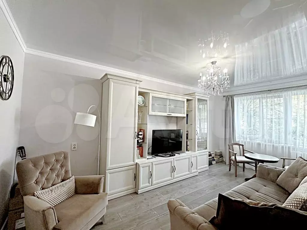 3-к. квартира, 60 м, 2/5 эт. - Фото 0