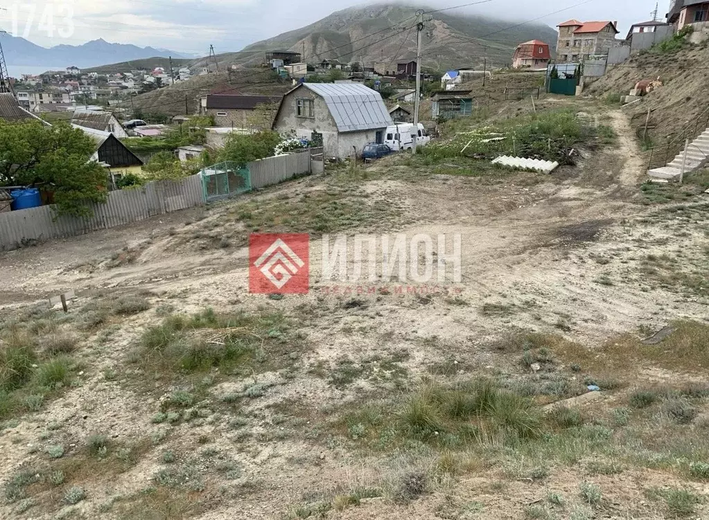 Участок в Крым, Феодосия городской округ, Орджоникидзе пгт ул. Ленина ... - Фото 0