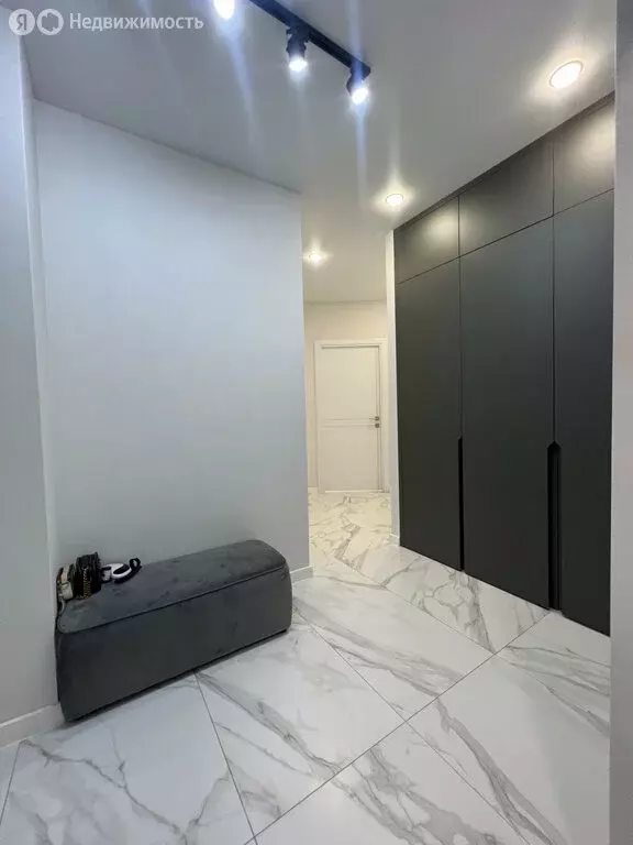 3-комнатная квартира: Киров, Краснополянская улица, 5 (60.5 м) - Фото 2