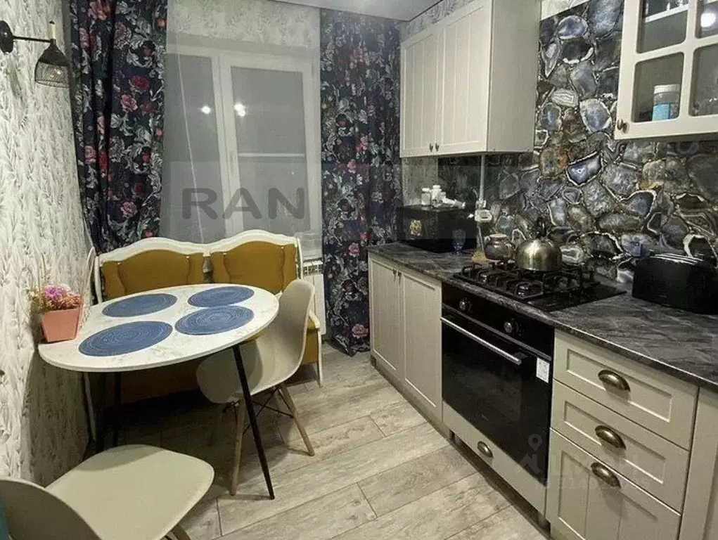 3-к кв. Адыгея, Майкоп Шоссейная ул., 22 (63.0 м) - Фото 0
