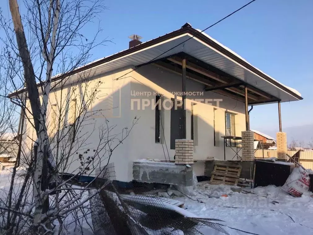 Дом в Саха (Якутия), Якутск тракт Маганский, 12 (95 м) - Фото 0