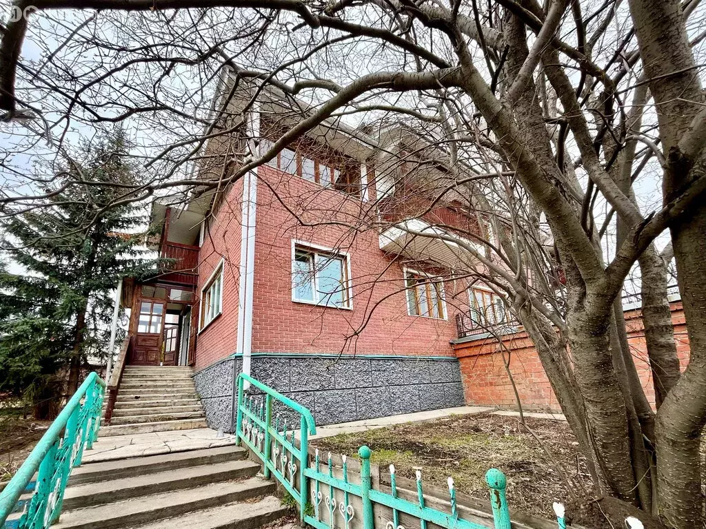 Дом в Маркова, Трудовая улица, 8/2 (218.3 м) - Фото 1