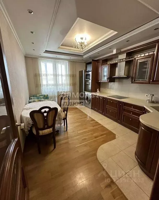 2-к кв. Московская область, Реутов Комсомольская ул., 26 (72.0 м) - Фото 2