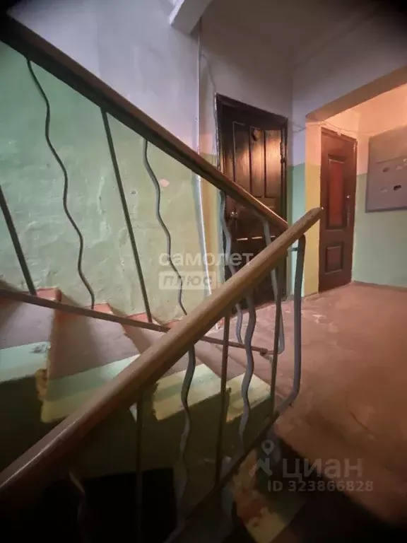 3-к кв. Свердловская область, Верхняя Синячиха пгт ул. Октябрьская, 60 ... - Фото 1