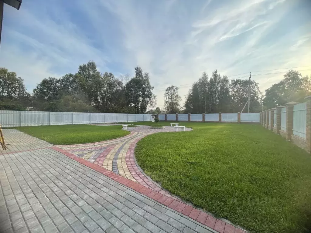 Дом в Ленинградская область, Выборг ул. 4-я Озерная, 11 (215 м) - Фото 1