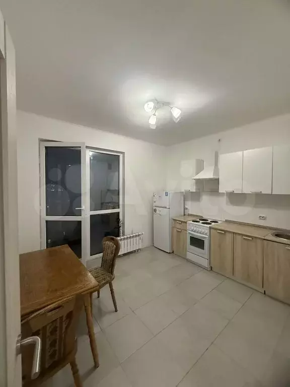 2-к. квартира, 60 м, 13/19 эт. - Фото 0