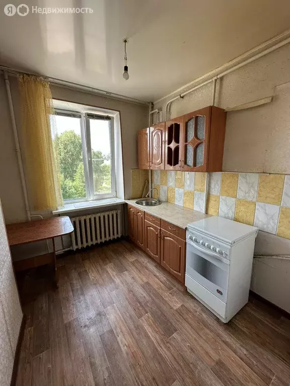 2-комнатная квартира: Октябрьский, улица Горького, 6А (51 м) - Фото 1