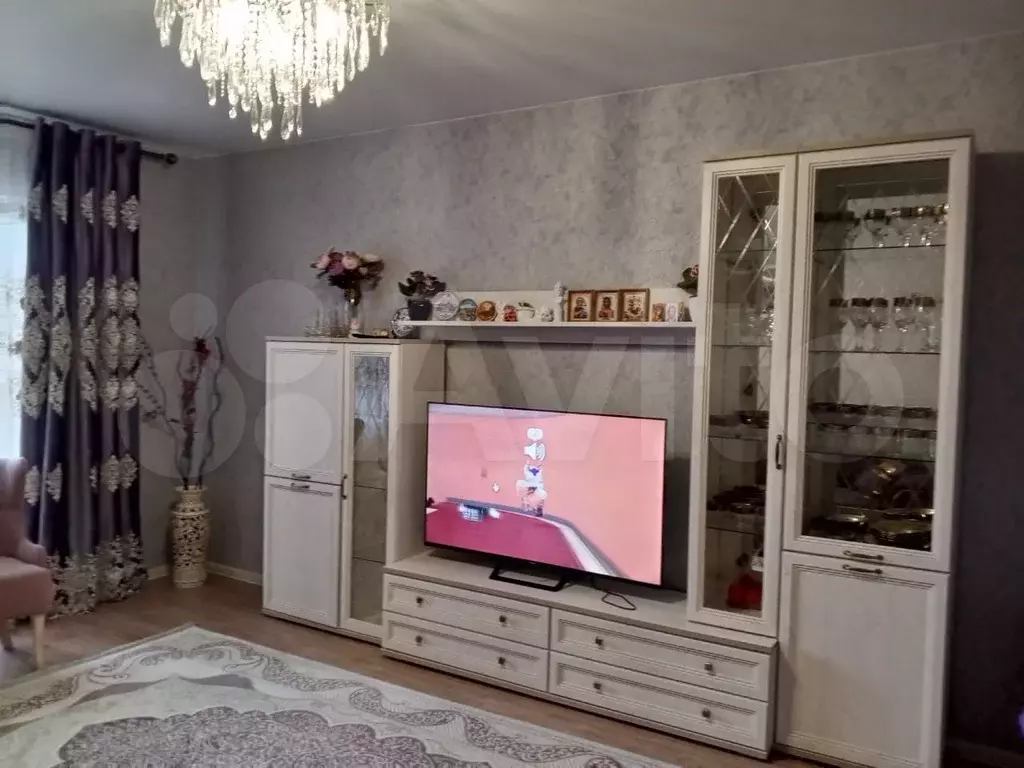 2-к. квартира, 70 м, 8/16 эт. - Фото 1