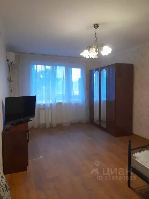 2-к кв. Краснодарский край, Краснодар Комсомольский мкр, ул. 30-й ... - Фото 0