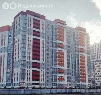 3-комнатная квартира: Тюмень, улица Николая Никитина, 10 (78.9 м) - Фото 2