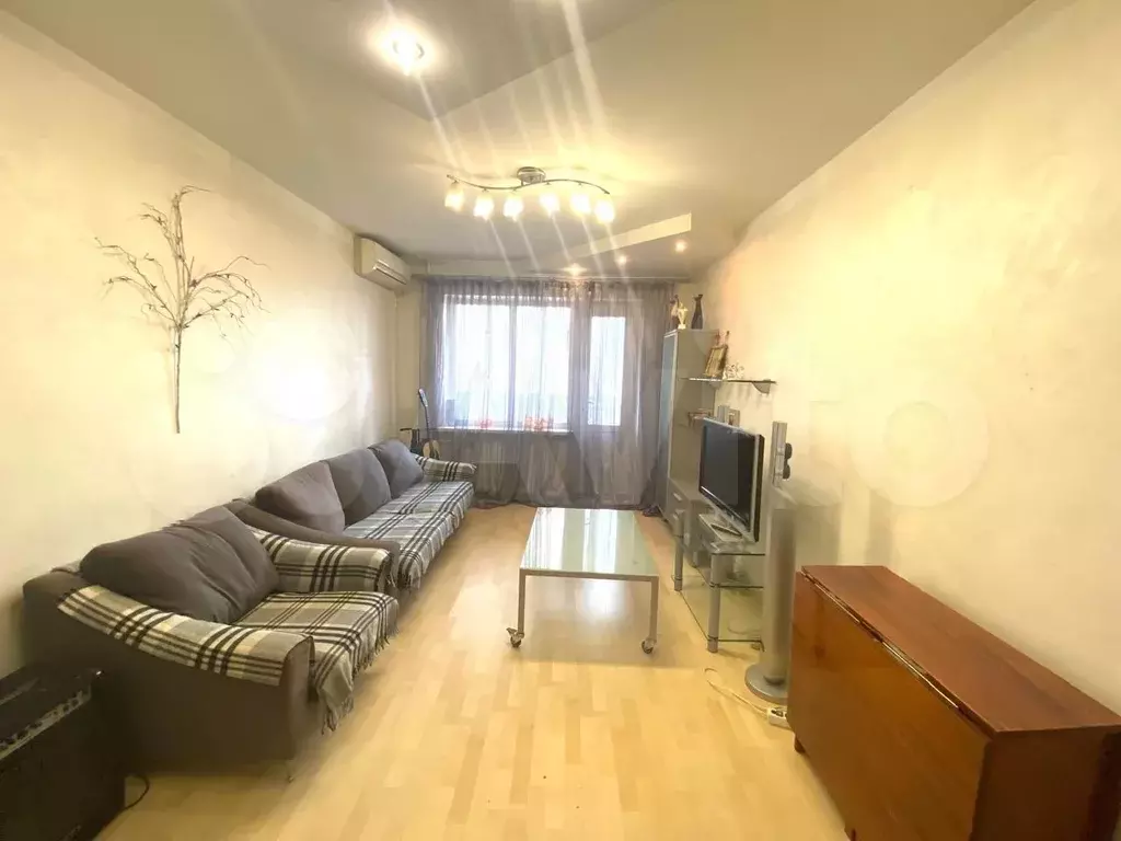 3-к. квартира, 65 м, 6/9 эт. - Фото 0