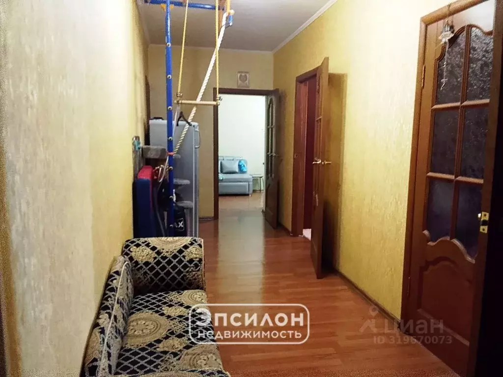 2-к кв. Курская область, Курск ул. Овечкина, 10 (71.2 м) - Фото 1