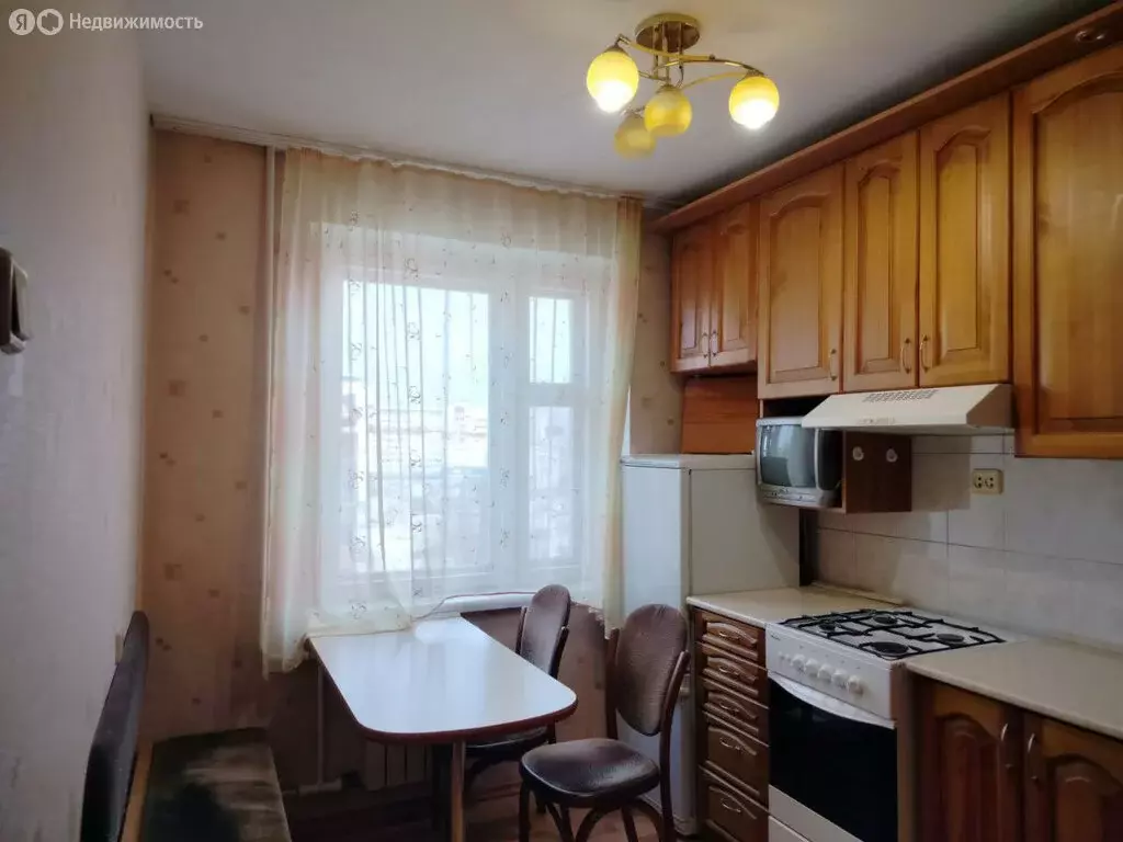 3-комнатная квартира: Курган, жилой район Заозёрный, 5-й микрорайон, ... - Фото 2