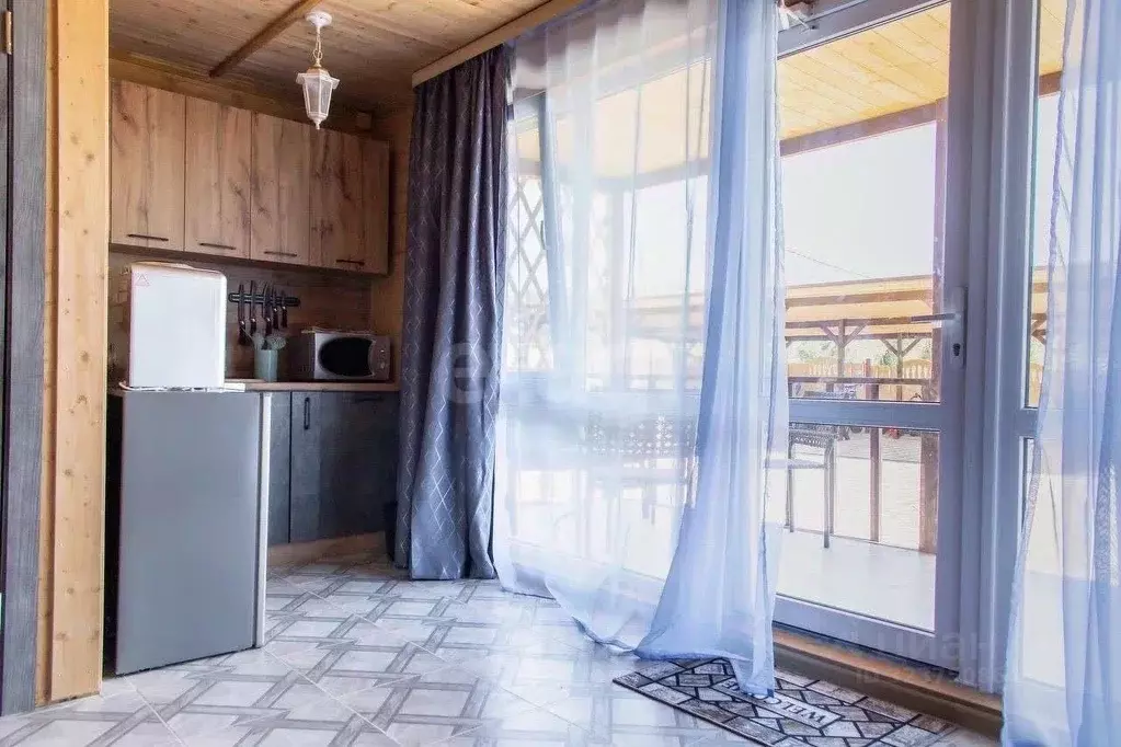 Дом в Крым, Судак муниципальный округ, с. Солнечная Долина ул. ... - Фото 1