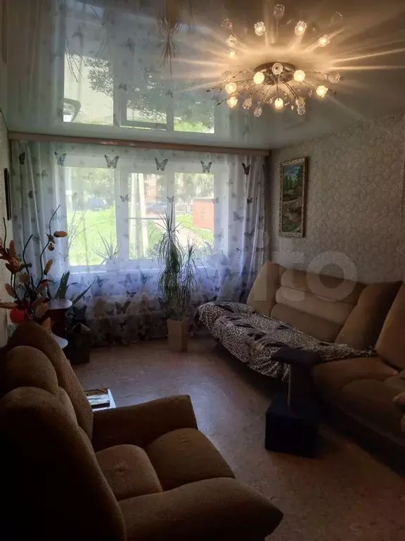 3-к. квартира, 60 м, 1/5 эт. - Фото 0