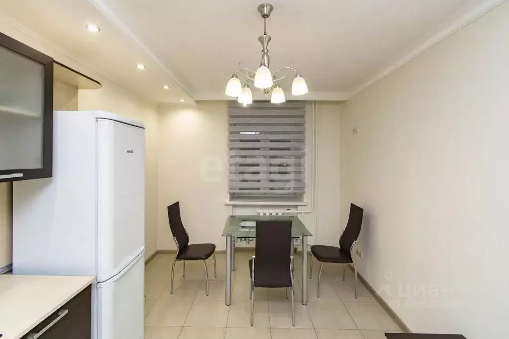 1-к кв. Тюменская область, Тюмень ул. Энергетиков, 16 (50.0 м) - Фото 2