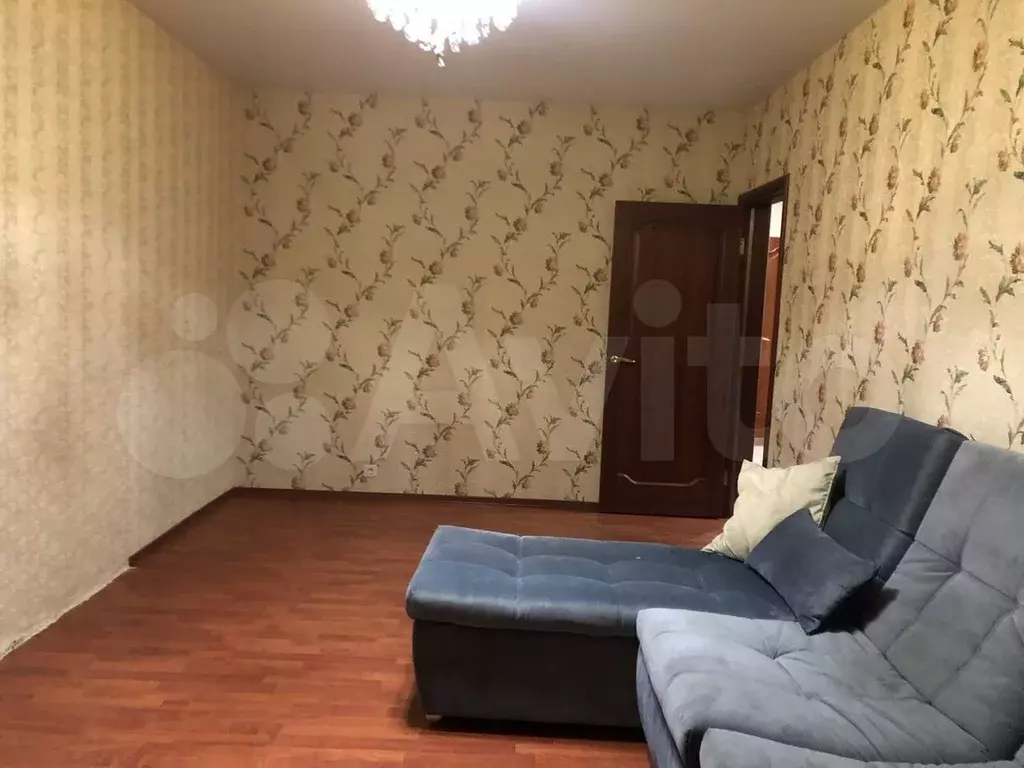 2-к. квартира, 60м, 2/18эт. - Фото 0