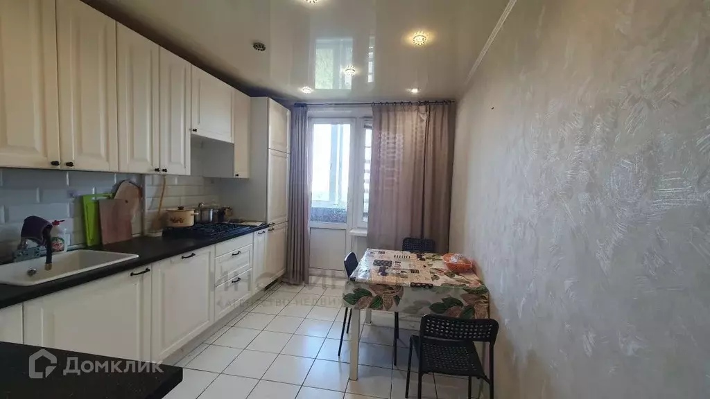 Продаётся 3-к квартира, 64.9 м - Фото 1