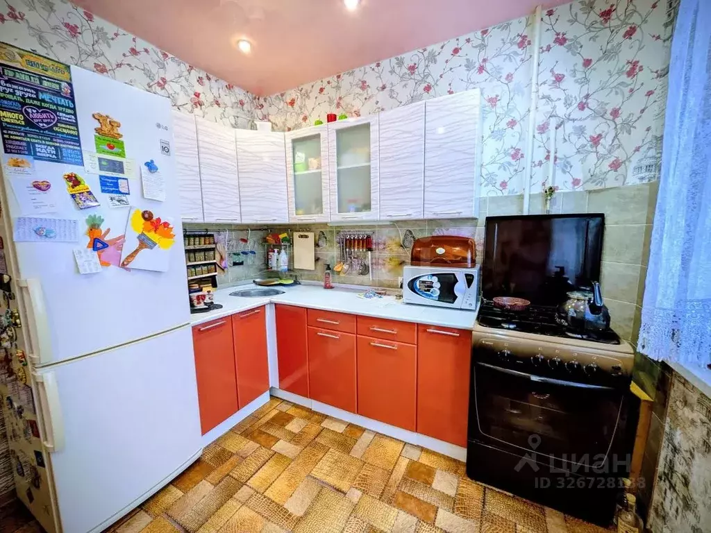 2-к кв. Владимирская область, Ковров Еловая ул., 94/2 (52.9 м) - Фото 2