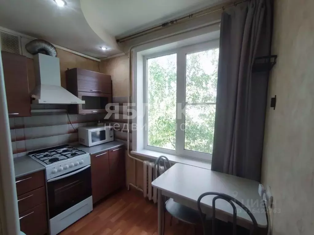 2-к кв. Пермский край, Березники ул. 30 лет Победы, 32 (45.3 м) - Фото 0