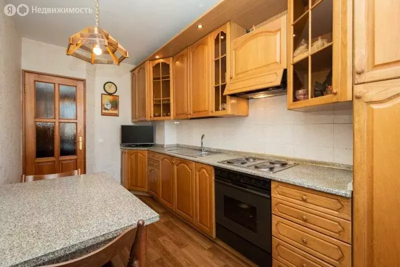 3-комнатная квартира: Иркутск, улица Пржевальского, 168 (61.7 м) - Фото 0