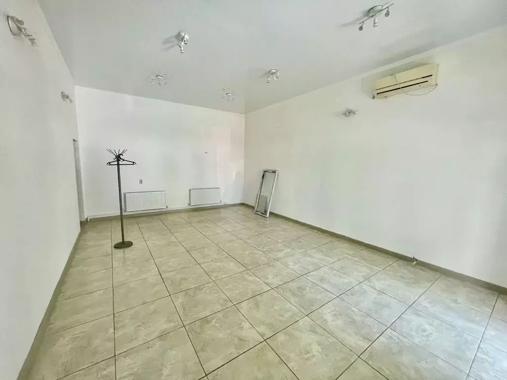 Офис в Краснодарский край, Темрюк ул. Ленина, 22А (32 м) - Фото 1