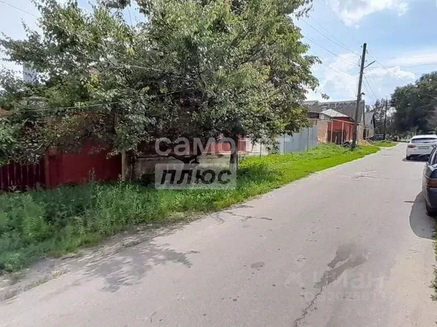 Дом в Воронежская область, Бобров Пролетарская ул., 31 (100 м) - Фото 1