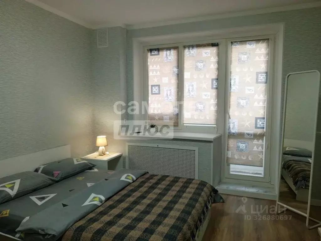 Студия Тюменская область, Тюмень ул. Валентины Трофимовой, 10 (30.0 м) - Фото 1