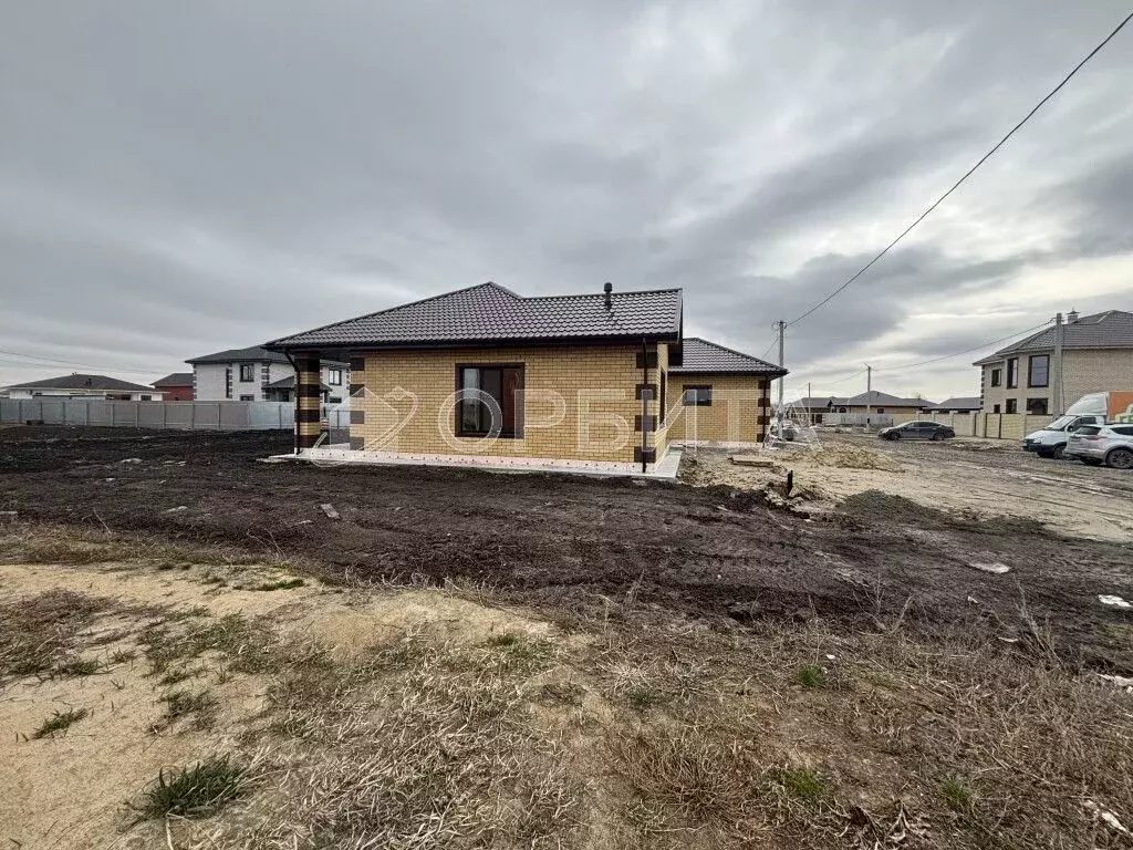 Дом в Тюменская область, Тюмень ул. Родных Людей (127 м) - Фото 1