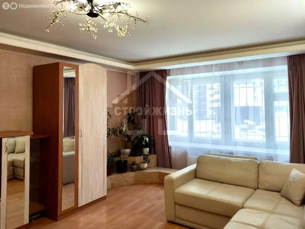 3-комнатная квартира: Екатеринбург, улица Репина, 78 (85 м) - Фото 1
