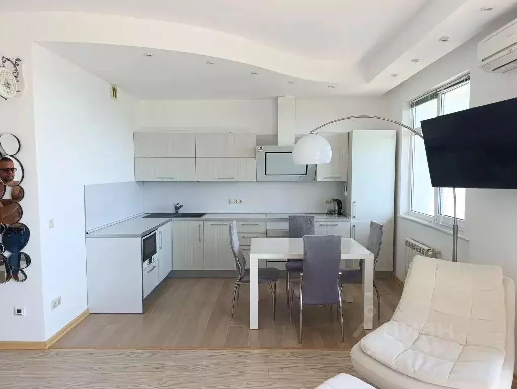 Студия Краснодарский край, Сочи Красная ул., 2 (45.0 м) - Фото 1