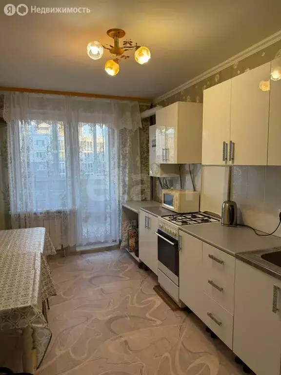 1-комнатная квартира: Чебоксары, улица Пирогова, 1к4 (42.5 м) - Фото 1