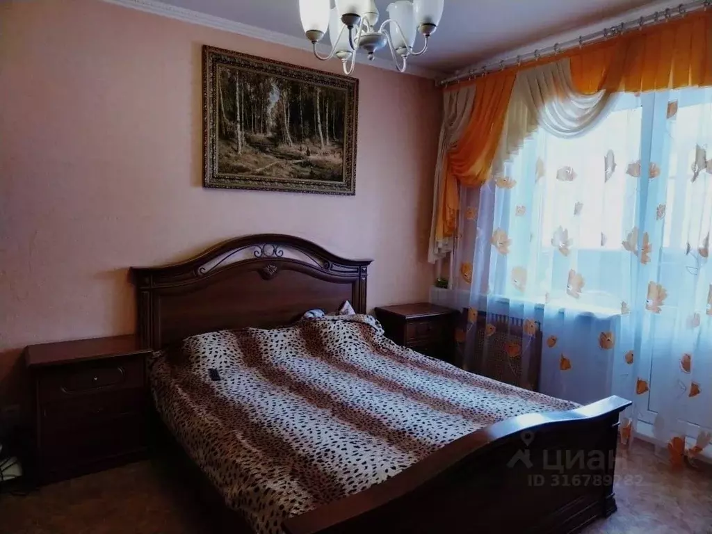 3-к кв. Курская область, Железногорск ул. Димитрова, 3 (59.5 м) - Фото 1