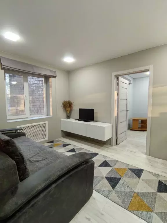 2-к кв. Хакасия, Абакан ул. Пушкина, 199 (35.7 м) - Фото 0